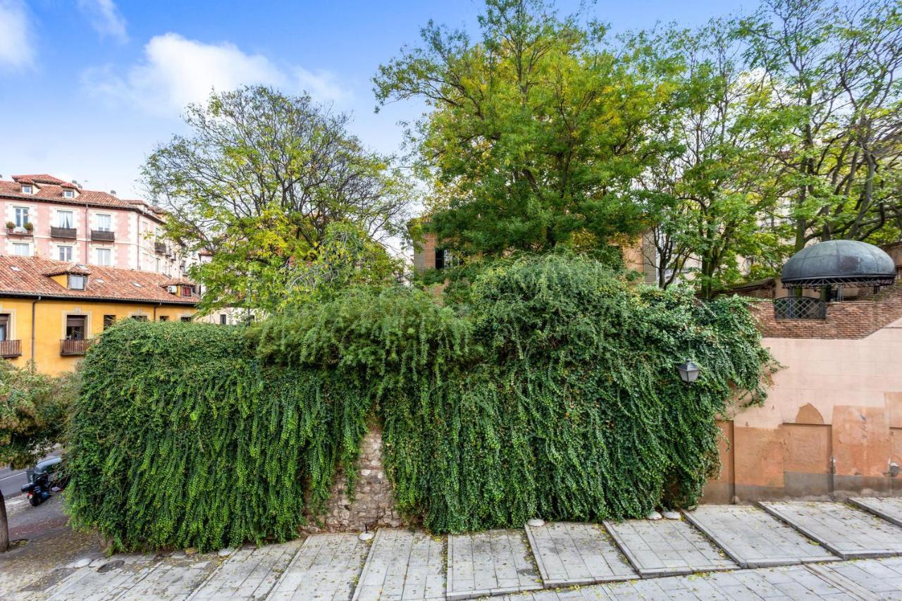 Downtown La Latina Grupos, By Monaro***** Apartment Madrid Bagian luar foto