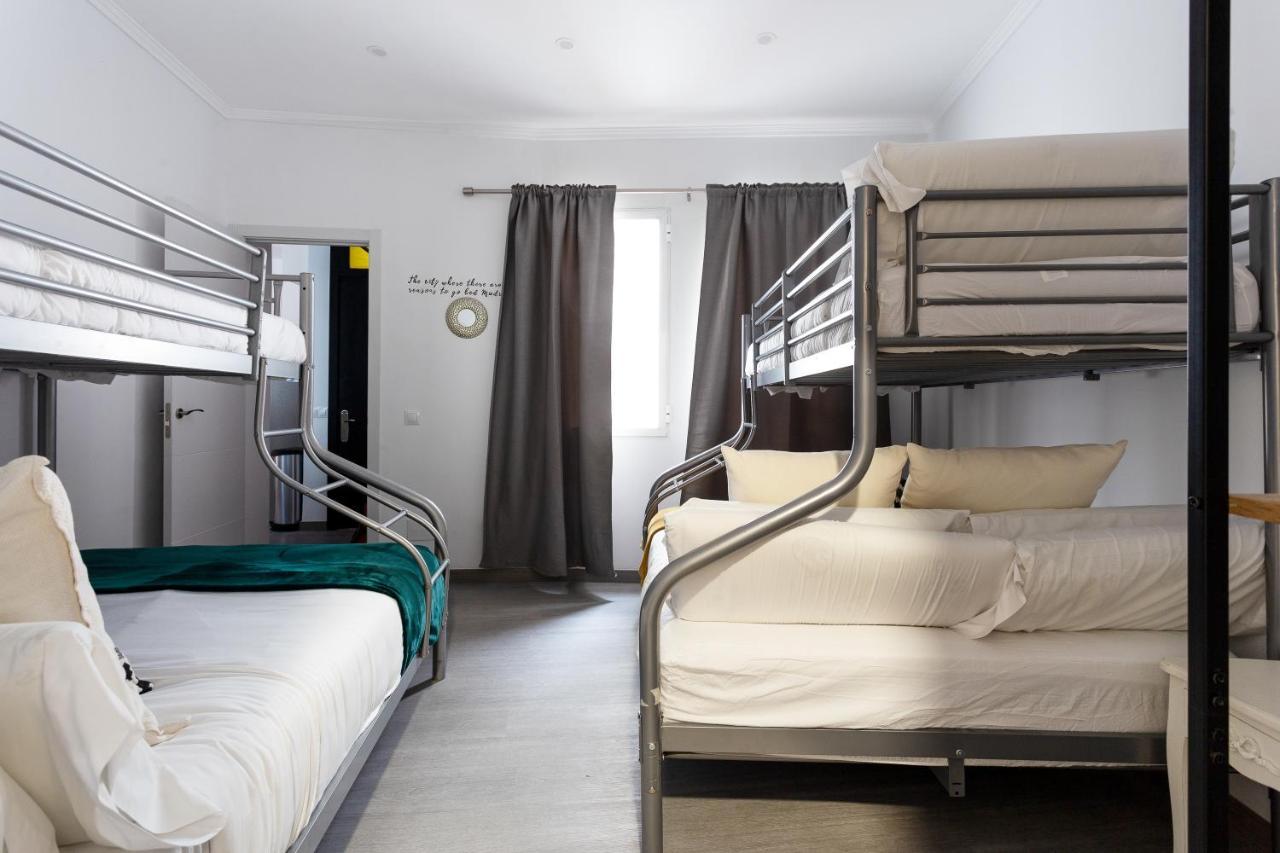 Downtown La Latina Grupos, By Monaro***** Apartment Madrid Bagian luar foto